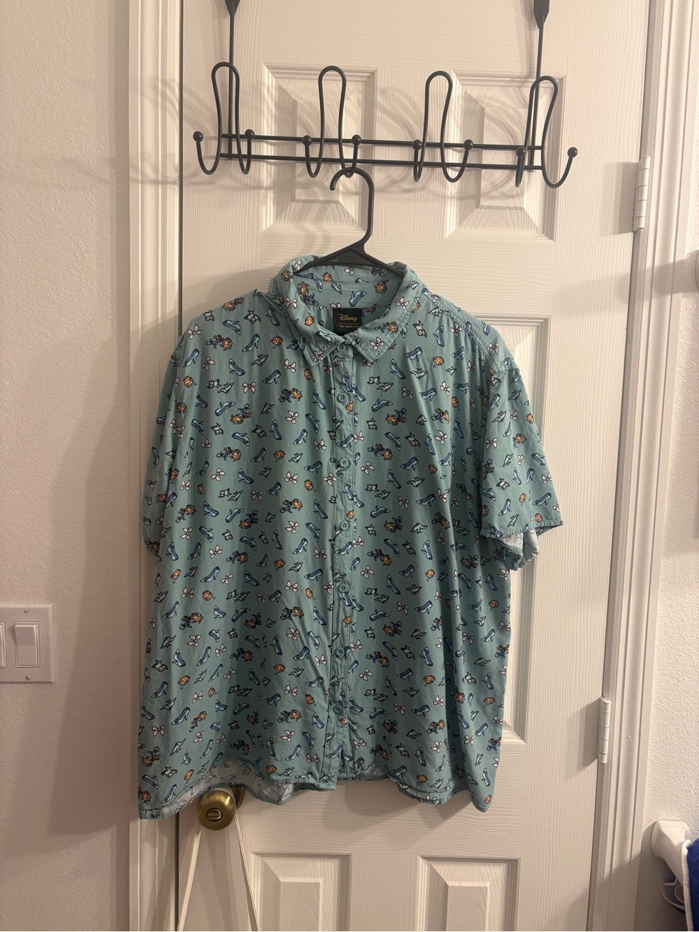 Her Universe Cinderella Short-Sleeve Button-Down Shirt